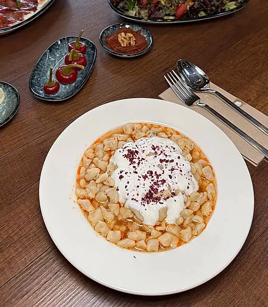 Bakı Mantısı - El Yapımı Geleneksel Lezzet